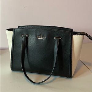 Black and white Kate Spade purse